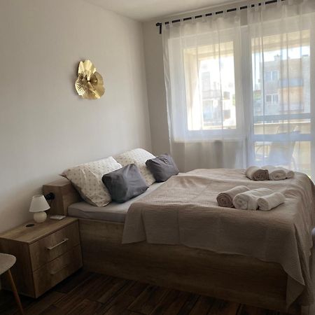 Montana Apartman Miskolc Eksteriør billede