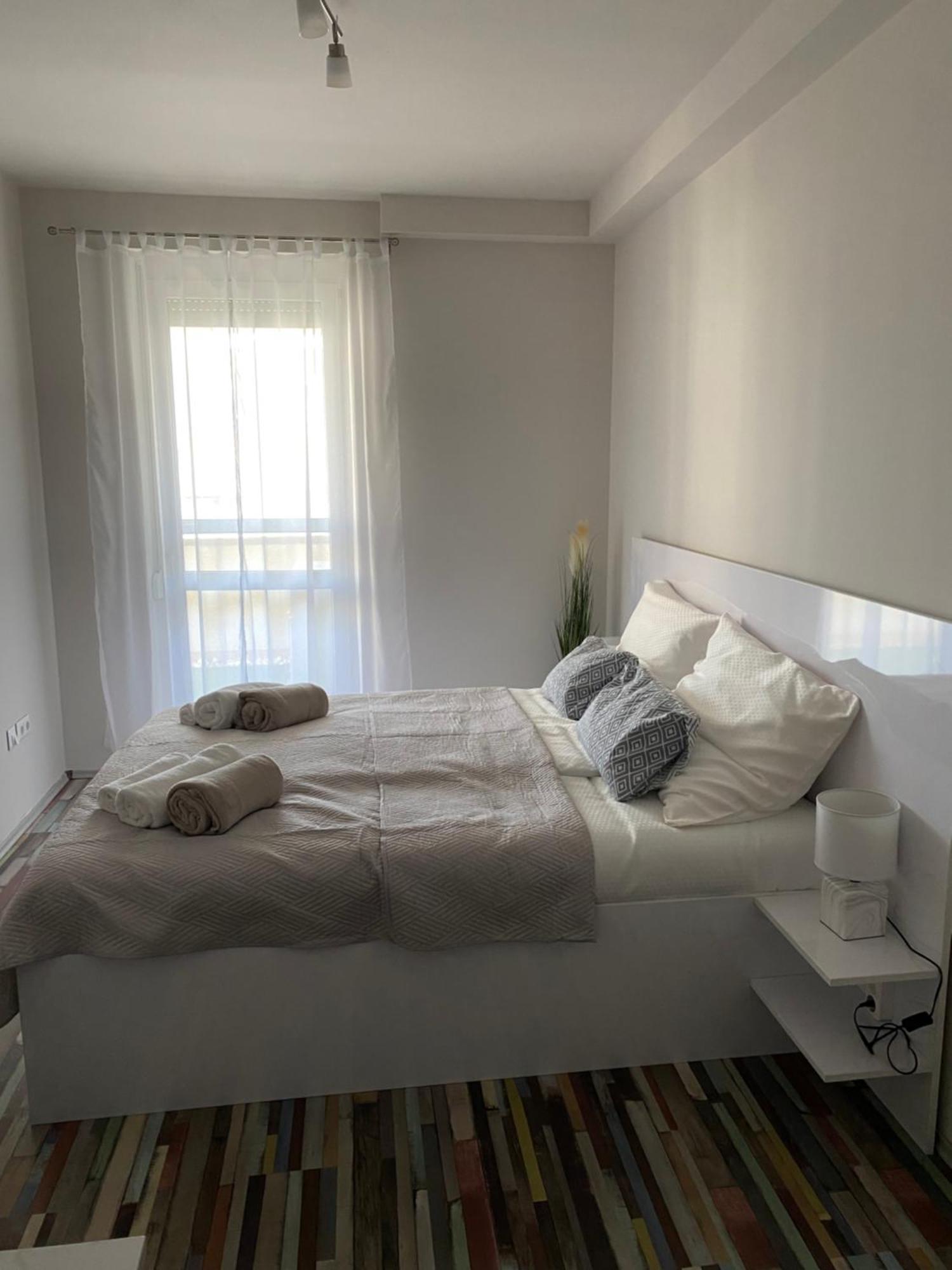 Montana Apartman Miskolc Eksteriør billede